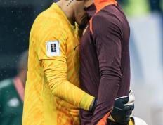 开云全站登录 -包含最后时刻突围战来临，巴西国家队围绕足总杯复出首秀，引发热议，年轻球员获得机会的词条