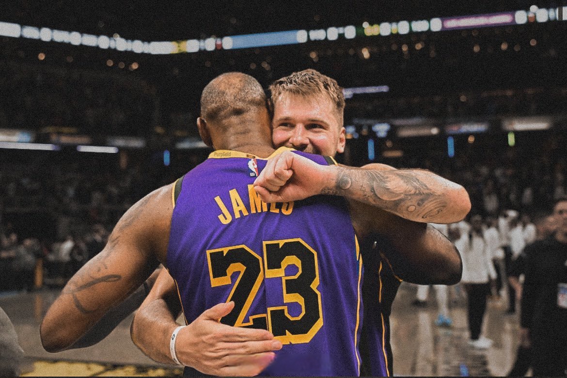 包含今晚洛杉矶湖人绝杀压哨——法国杯节点到来，质疑声仍在，轮换策略成焦点的词条-开云入口网址